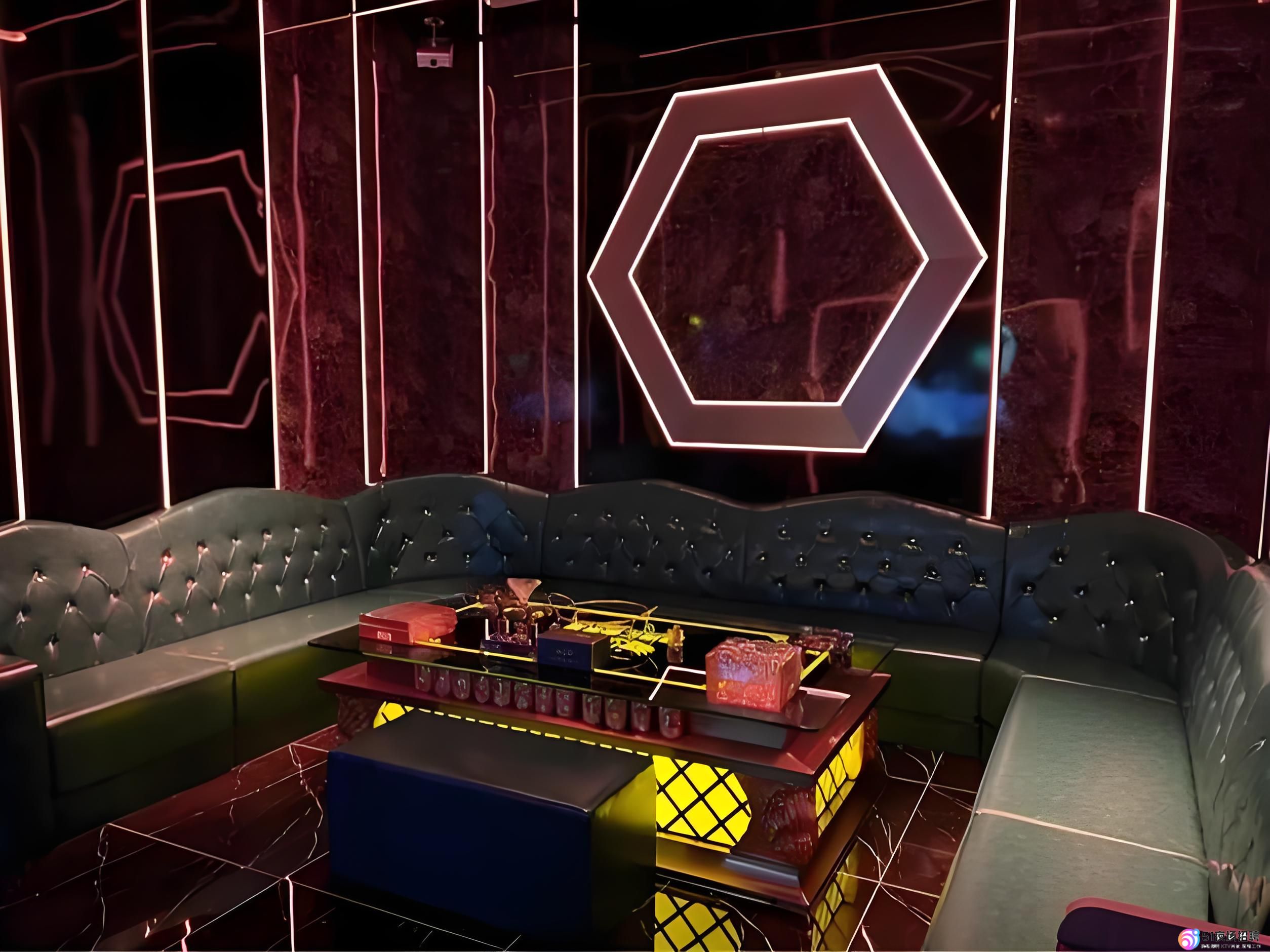 厦门最嗨夜店招聘指南：符合要求者将享受热力派对氛围